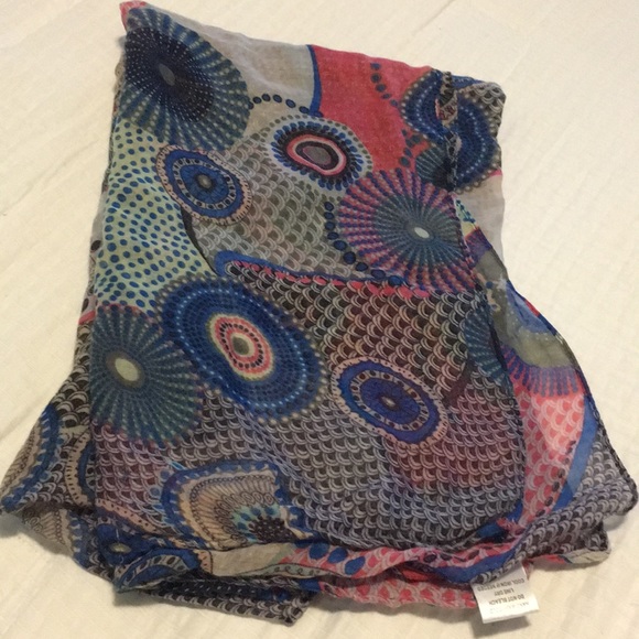 Infinity scarf - Picture 1 of 3